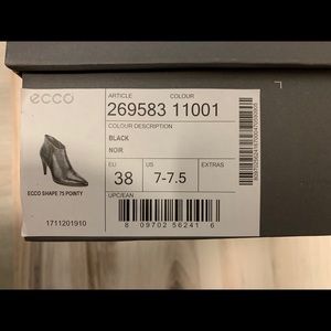 Ecco Shape 75 Pointy Black Leather Low cut Bootie